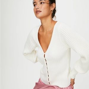 Aritzia Wilfred pearl cardigan size XS